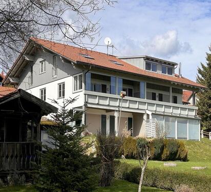 Foto - Großzügige Maisonettewohnung: Sechs Zimmer mit Panoramablick im Herzen des Allgäus.