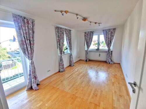 Foto - Großzügige 4-Zimmer Wohnung mit EBK