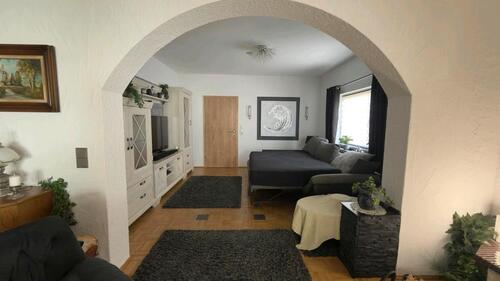 Foto - 11 Zimmer Mehrfamilienhaus, Wohnhaus zum Kaufen in Schmelz