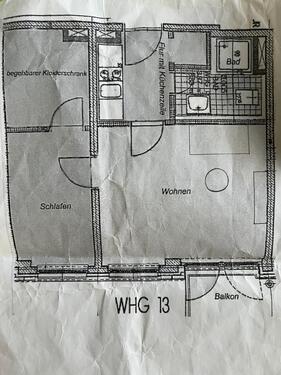Foto - Helle 2,5 Zimmer-Wohnung mit Balkon und PKW-Stellplatz ab sofort