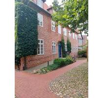 Möblierte 1 12 Zimmerwohnung - 900,00&nbsp;EUR Kaltmiete, ca.&nbsp; 40,00&nbsp;m&sup2; in Lüneburg (PLZ: 21337) Ebensberg