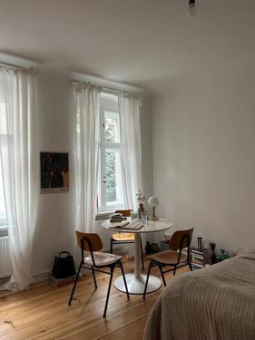 Foto - Mietübernahme ab 01.05.26 1 Zimmer Wohnung KreuzbergNeukölln