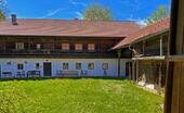 Foto - 10 Zimmer Bauernhaus, Landhaus zum Kaufen in Gangkofen
