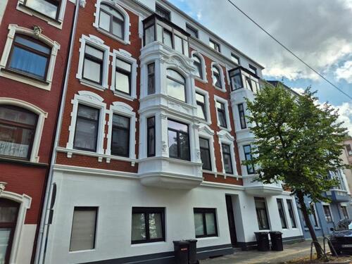 Foto - Charmante 4-Zimmer-Altbauwohnung in Bremerhaven – 83 m² auf der 3. Etage rechts