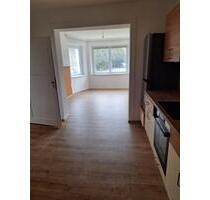 Schöne 4-Raum-Wohnung mit Einbauküche - Pößneck