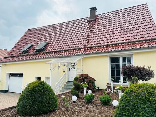 Foto - Kleines 1 FH, 2 Terrassen, Garten, 3 Garagen, Werkstatt, Nutzfläc