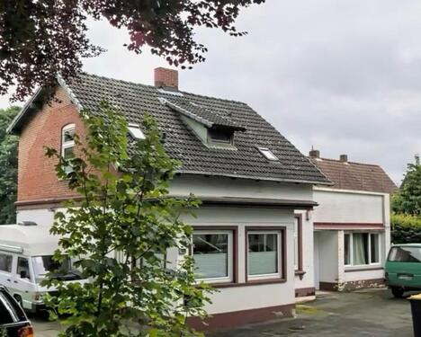 Foto - 7.5 Zimmer Mehrfamilienhaus, Wohnhaus zum Kaufen in Bönningstedt