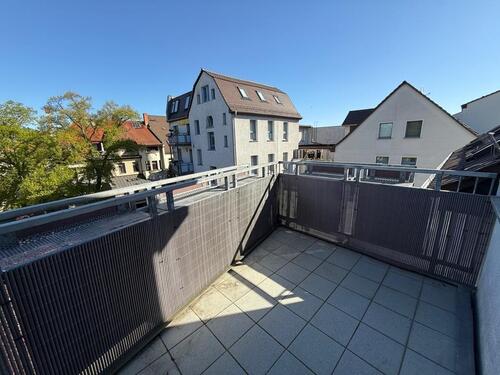 Foto - 6 Zimmer Dachgeschoßwohnung in Halle (Saale)