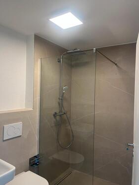 Foto - Moderne Dachgeschosswohnung mit Penthouse-Balkon und Turmblick