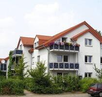 Helle, frisch renovierte 3-Zimmer-Wohnung mit Balkon und Tiefgaragenstellplatz - Osnabrück Gretesch