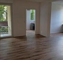 Helle, sonnige 1,5 Zimmer Wohnung mit Balkon und TG Stellplatz - Coburg