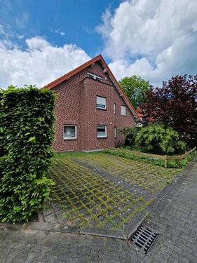 Foto - DG-Appartement mit Südbalkon, Stellplatz, zentral in Steinhagen