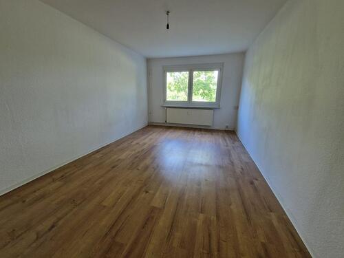Foto - 2 NKM frei* ! Erdgeschoss - Wohnküche - Balkon - was will man mehr?