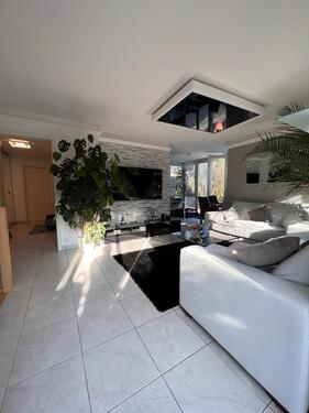 Foto - Moderne 3 Zimmer Wohnung mit Terrasse & privat Garten