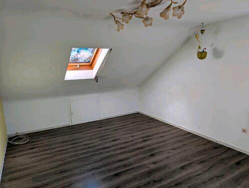 Foto - 3.5 Zimmer Dachgeschoßwohnung zur Miete in Eberdingen