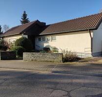 Bungalow in exklusiver Wohnlage von Lorsch mit großem Garten un
