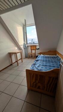 Foto - Dachgeschoßwohnung in Frankfurt am Main zur Miete