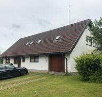 Einfamilienhaus mit großem Garten, Doppelgarage, Sauna - Löffingen