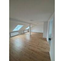 2-Zimmer DG Wohnung in Karlsruhe-Grötzingen, Erstbezug