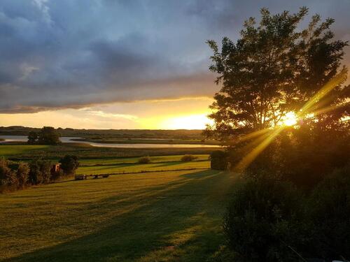Foto - Modernisiertes Einfamilienhaus in erster Reihe mit Seeblick