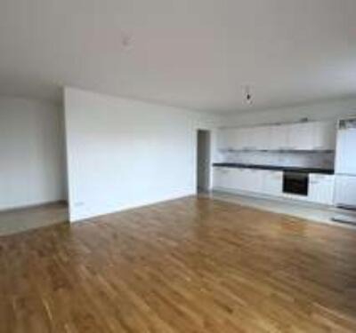 Foto - Moderne 3-Zimmerwohnung mit Einbauküche und Balkon