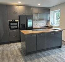 Exklusive , neu renovierte 3 Zimmer Wohnung - Saarbrücken Malstatt