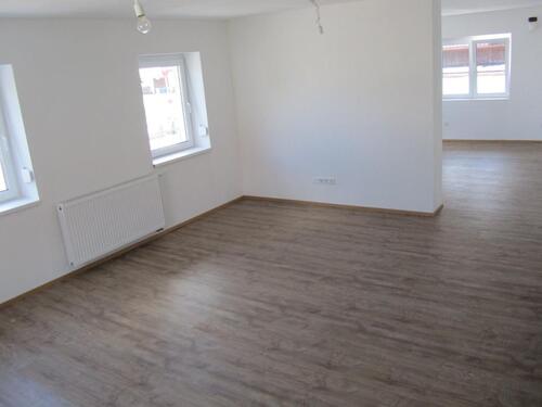 Foto - Hübsche, helle 3 Zi. OG-Whg mit Balkon im 1. Stock, ca. 80 m²