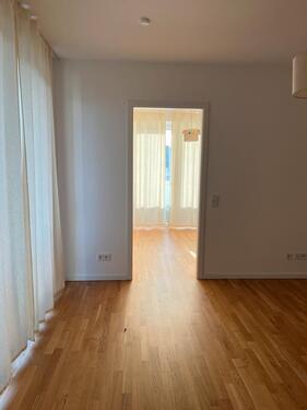 Foto - Helle 2-Zimmerwohnung am Ring - 1.484,00&nbsp;EUR Kaltmiete, ca.&nbsp; 51,60&nbsp;m&sup2;