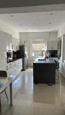 Foto - Moderne Erdgeschosswohnung +2 überdachte Terassen+ Garten