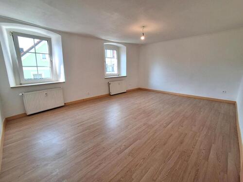 Foto - Neu renovierte 4 Zimmer Wohnung in NEW a.d. W