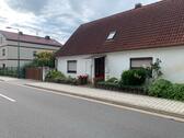 Foto - Großes Grundstück mit sanierungsbedürftigen Gebäuden