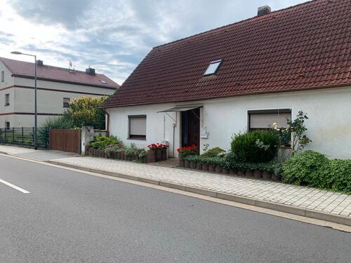 Foto - Großes Grundstück mit sanierungsbedürftigen Gebäuden