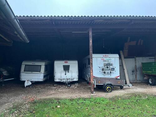 Foto - Stellplatz für Wohnwagen oder Wohnmobil