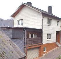 Wohnhaus mit Doppel-Garage in Bockenau - Hargesheim