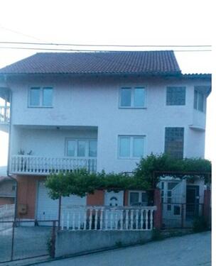 Foto - 9 Zimmer Mehrfamilienhaus, Wohnhaus in Hattersheim am Main