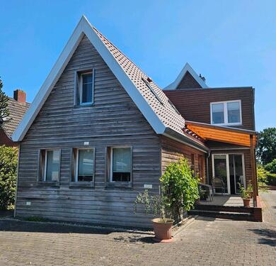 Foto - 8 Zimmer Einfamilienhaus zum Kaufen in Leer (Ostfriesland)