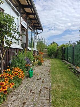 Foto - Ihr Rückzugsort am Wasser: Massiver Bungalow mit Kamin und Sauna