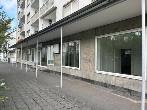 Foto - Großzügige Gewerbefläche in Duisburg Rheinhausen