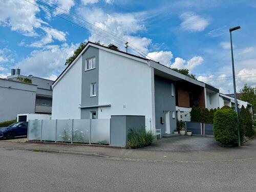 Foto - Modernisiertes Reiheneckhaus in zentrumsnaher Lage von Kirchheim