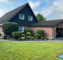 Einfamilienhaus mit Doppelgarage in Kakenstorf - Tostedt