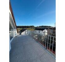 Moderne 2 Zi. Wohnung mit großer Terrasse und TG Stellplatz - Sankt Georgen im Schwarzwald