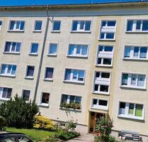 Helle, neue, weiß renovierte großzügige 3 Raumwohnung! - Reichenbach/Oberlausitz