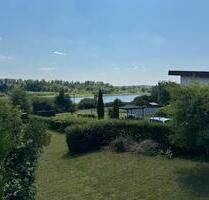 Gepflegtes Ferienhaus in Mittersheim mit traumhaften See Blick - Neunkirchen