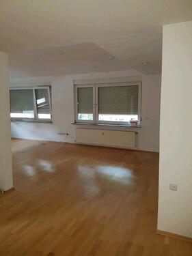 Foto - 3 Zimmer Wohnung OG - 880,00&nbsp;EUR Kaltmiete, ca.&nbsp; 110,00&nbsp;m&sup2;