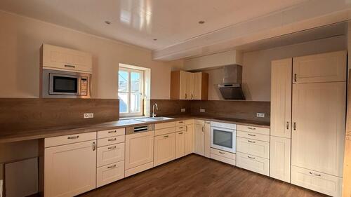 Foto - Wohnung 165 qm Villmar Weyer - 1.200,00&nbsp;EUR Kaltmiete, ca.&nbsp; 165,00&nbsp;m&sup2;