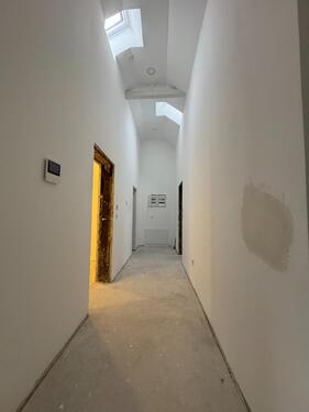 Foto - Dachgeschoßwohnung in Wiesbaden zur Miete