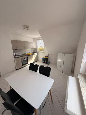 Foto - 3-Zimmerwohnung mit EBK - 1.100,00&nbsp;EUR Kaltmiete, ca.&nbsp; 85,00&nbsp;m&sup2;