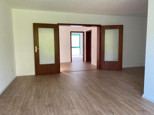 Foto - Ausgefallene 2 Raum Wohnung, KDB, Balkon, 63 qm, Leimbacherstr, nur mit WBS!