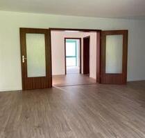 Ausgefallene 2 Raum Wohnung, KDB, Balkon, 63 qm, Leimbacherstr, nur mit WBS! - Wuppertal Sedansberg
