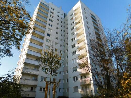 Foto - Geräumige einzugsbereite 3-Zimmer-Wohnung mit Balkon, ideal als Familie!